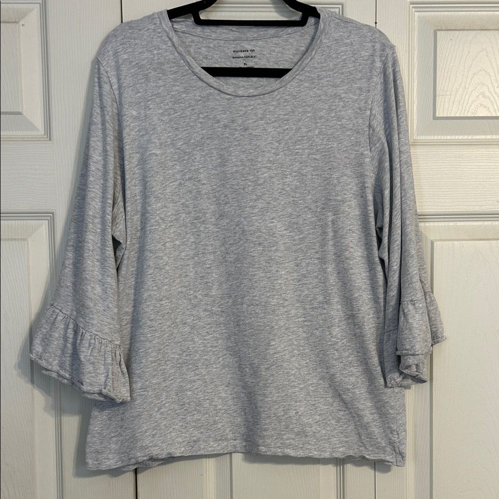 Banana Republic X-Large Heather Gray Ruffle Sleeve Designer Tee Bell Sleeves